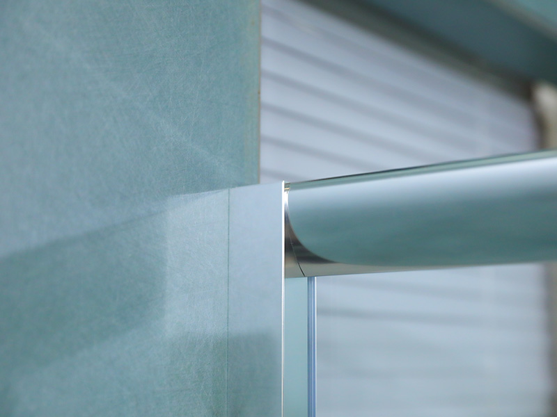 محفظه دوش کشویی مربعی شکل با قاب آلومینیومی RE کروم با سینی محفظه دوش کشویی مربعی شکل با قاب آلومینیومی RE کروم با سینی