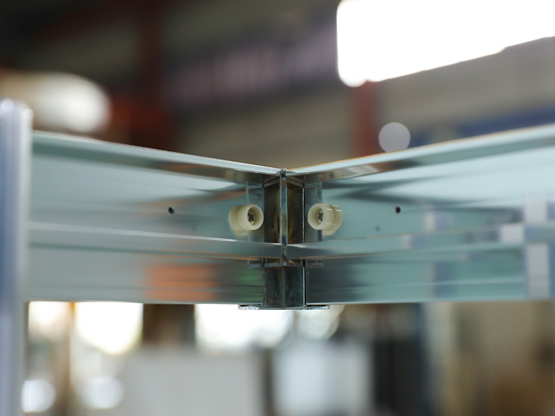 کابین دوش کشویی SQUARE، شیشه شفاف با چاپ، پروفیل آلومینیومی سفید، دستگیره دو سوراخ، با سینی کابین دوش کشویی SQUARE، شیشه شفاف با چاپ، پروفیل آلومینیومی سفید، دستگیره دو سوراخ، با سینی