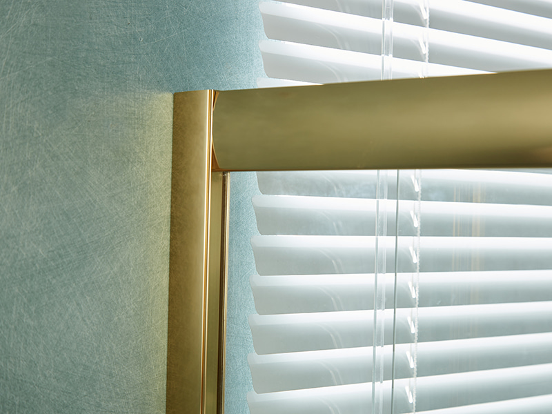 کابین دوش کشویی SE، شیشه شفاف، پروفیل آلومینیومی طلایی، دستگیره دو سوراخ، بدون سینی کابین دوش کشویی SE، شیشه شفاف، پروفیل آلومینیومی طلایی، دستگیره دو سوراخ، بدون سینی