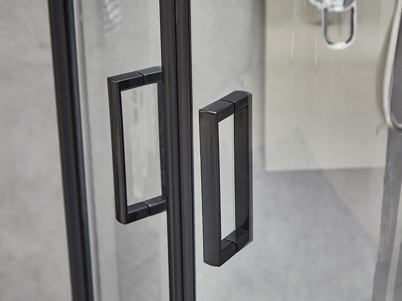 کابین دوش کشویی SE، شیشه شفاف، پروفیل آلومینیومی مشکی، دستگیره دو سوراخ، بدون سینی کابین دوش کشویی SE، شیشه شفاف، پروفیل آلومینیومی مشکی، دستگیره دو سوراخ، بدون سینی